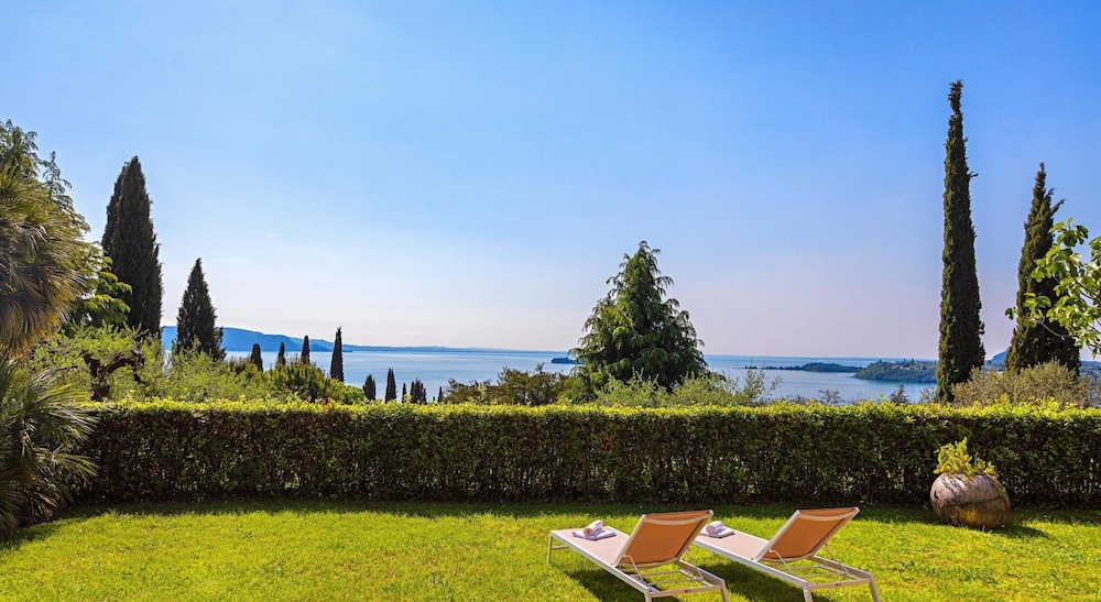 Villa Mariavittoria con Piscina by Wonderful Italy view 3