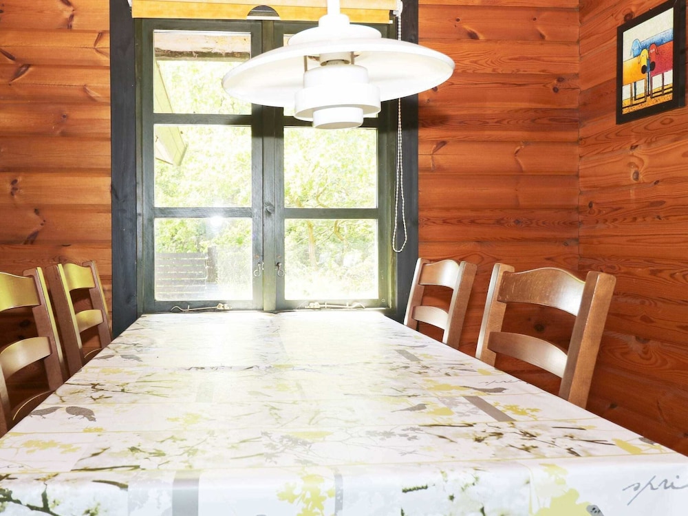 Cheery Holiday Home in Hadsund near Sea view 4