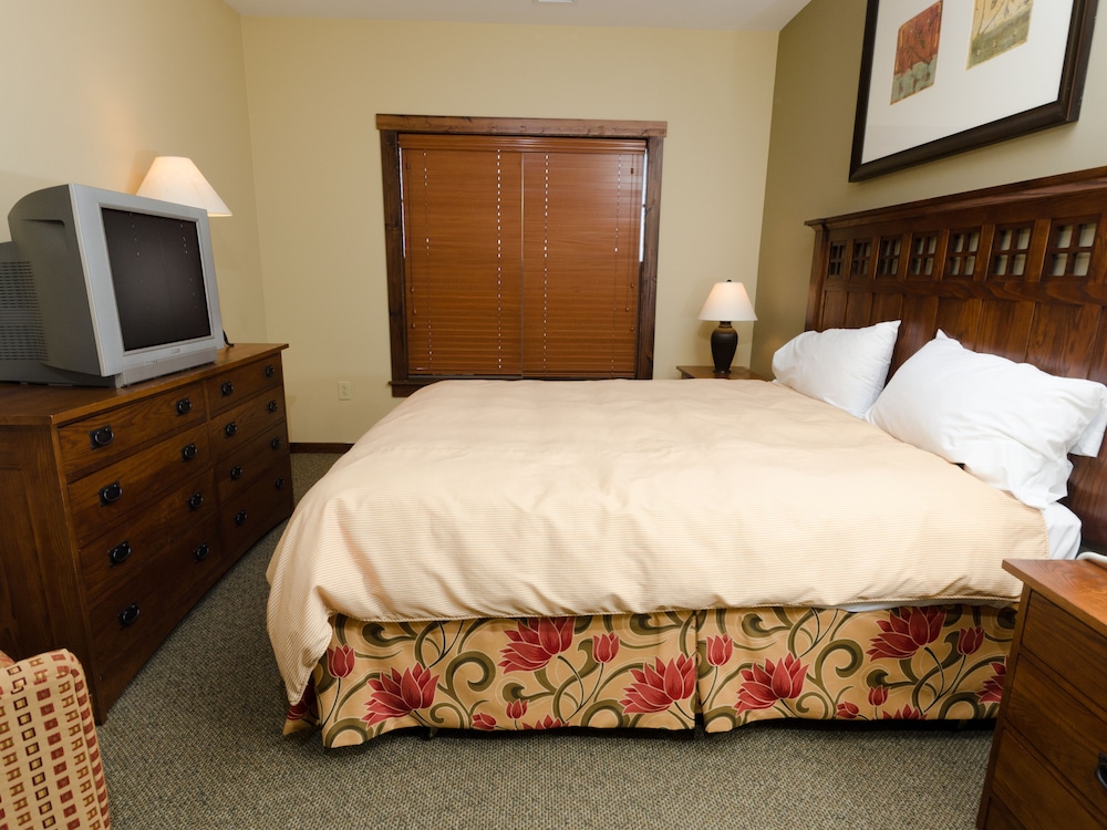 Soaring Eagle Lodge