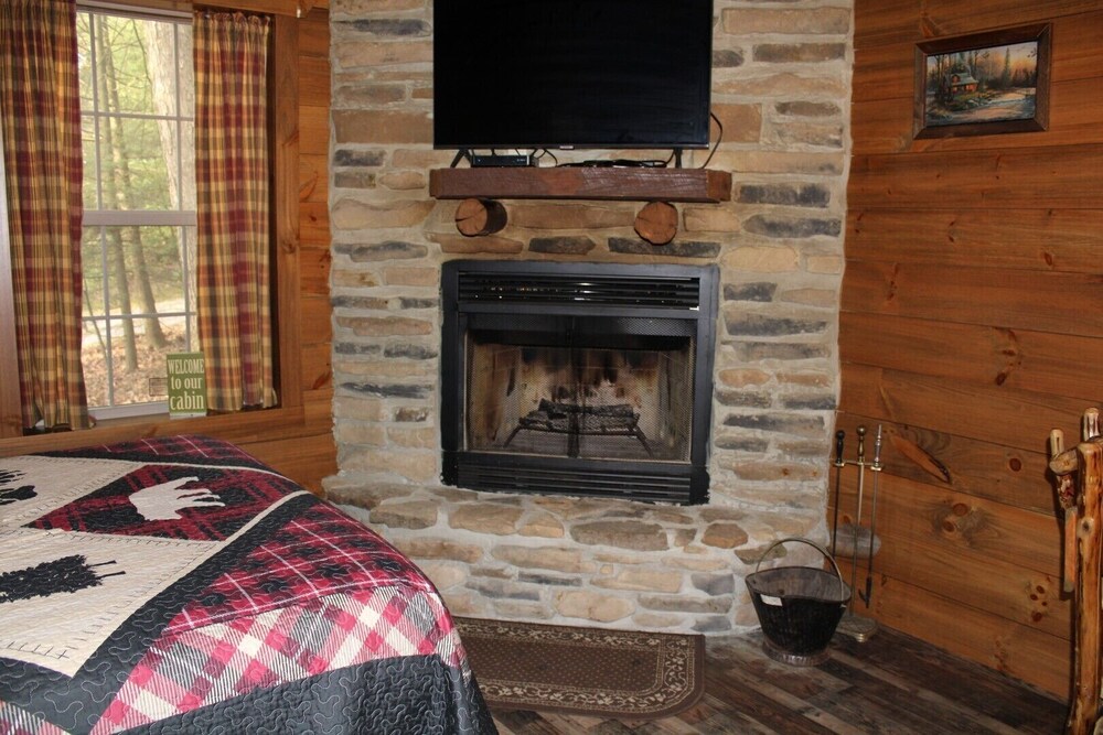 Hominy Ridge Cabins and Gift Shop