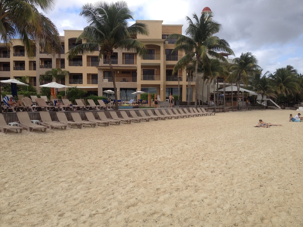 El Faro 205 Reef view 4