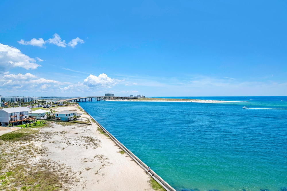 Grand Pointe 602