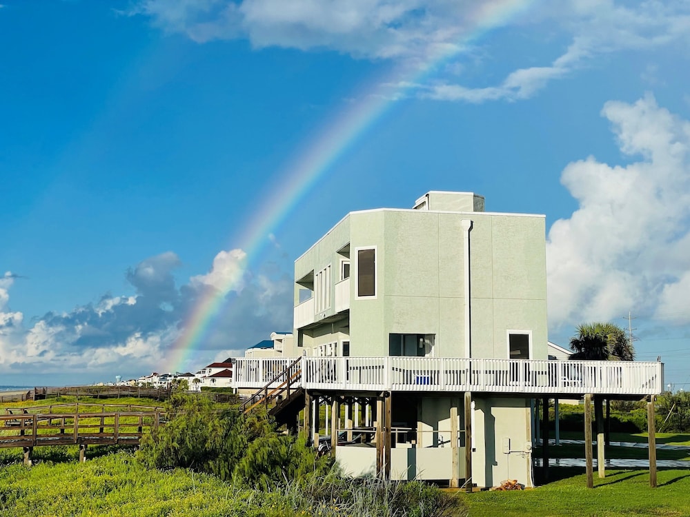 Butterfly Dunes by Ryson Vacation Rentals