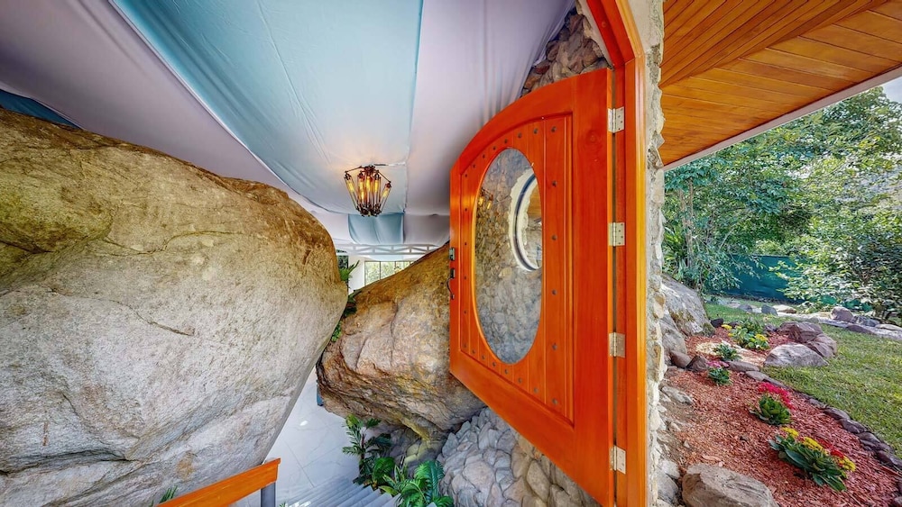 Rocka Verde Retreat