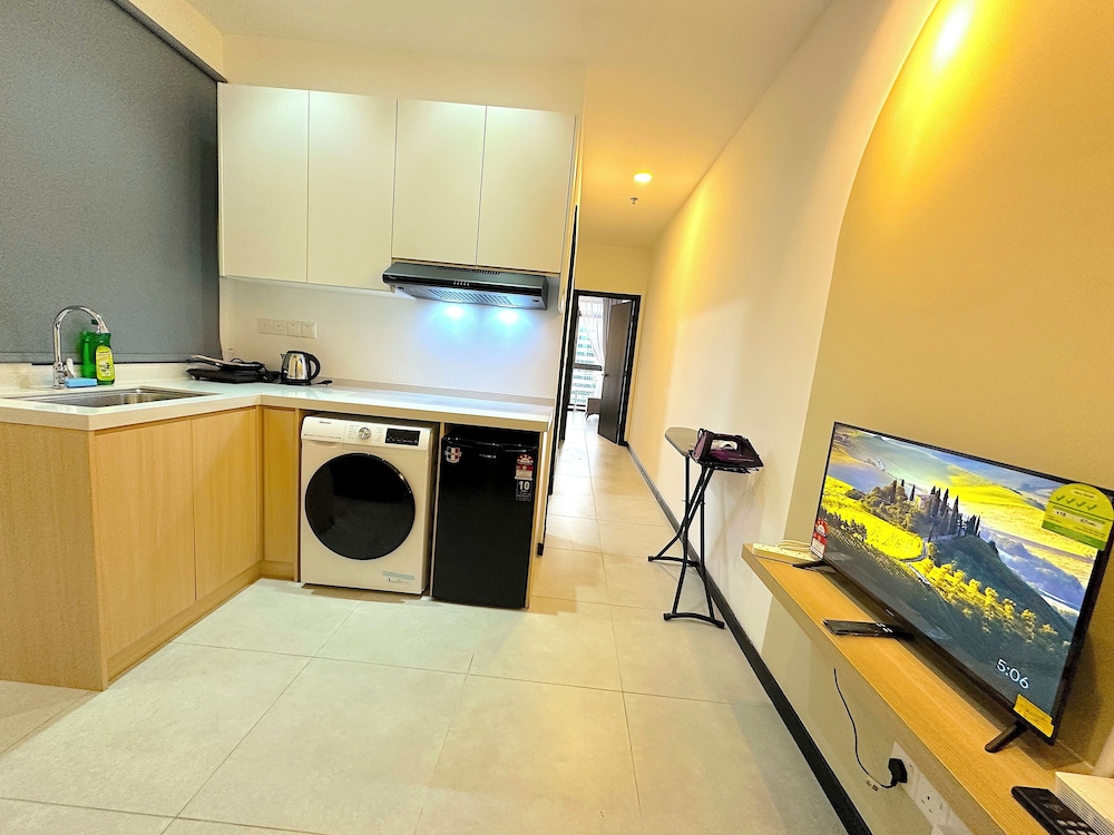Neu Suites By Serenity Vacation Homes
