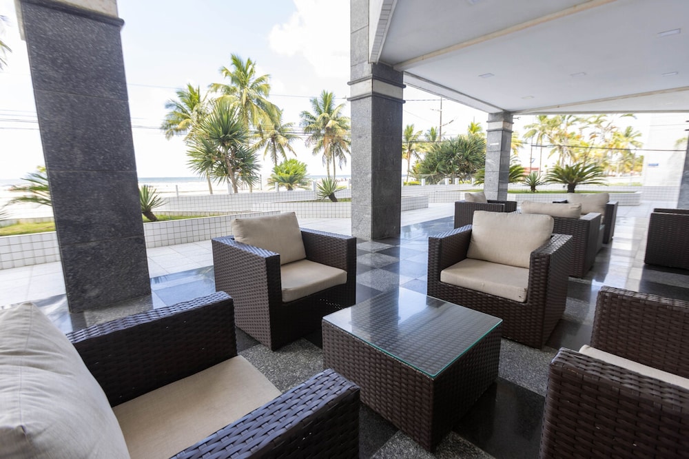 Cobertura a Beira mar com Piscina e Churrasqueira