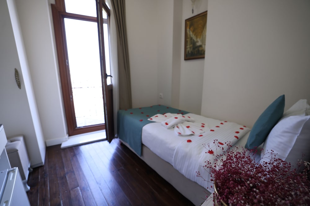 Nusret Bey Otel - Image 18