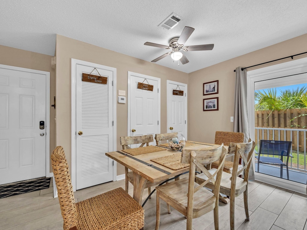 Beachside Villas 1211