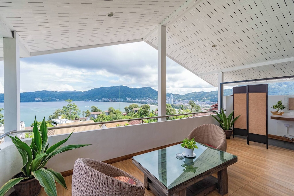 Luxurious 5-bedroom Pool Villa in Heart of Patong, Phuket