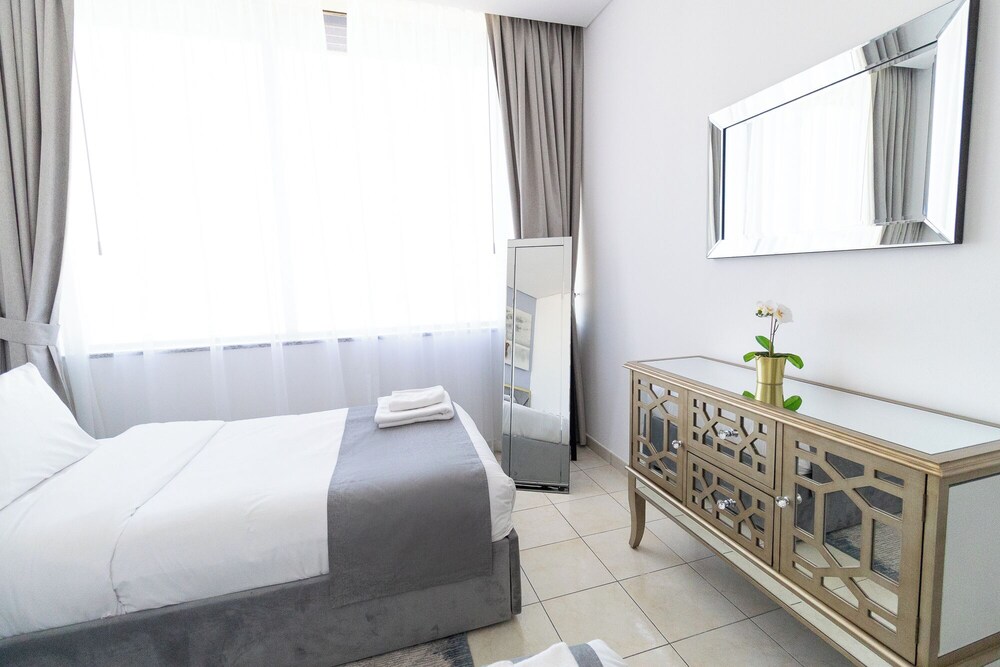 HAPPY SEASON I Sky Gardens in DIFC 1BR