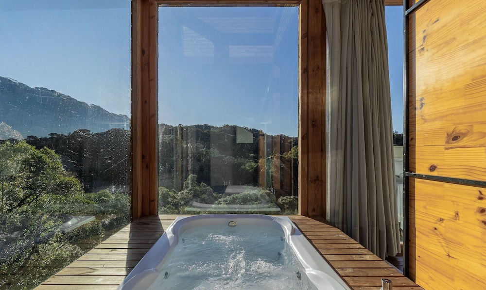 Chalet in Mountains With Magnificent Views Vst017