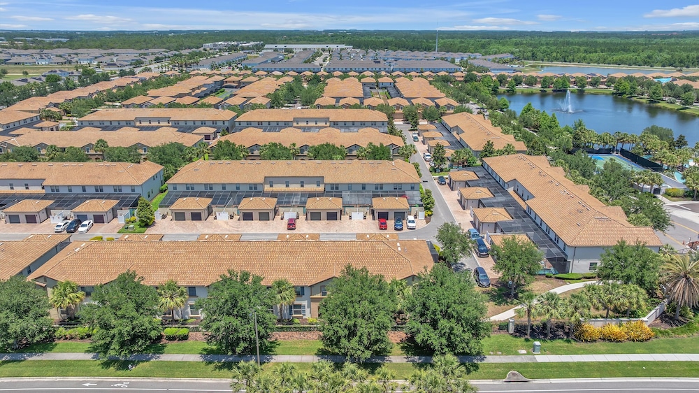 2027 MD - Windsor Westside Tranquil Haven