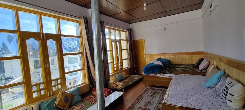 Buddha Home Stay Kaza