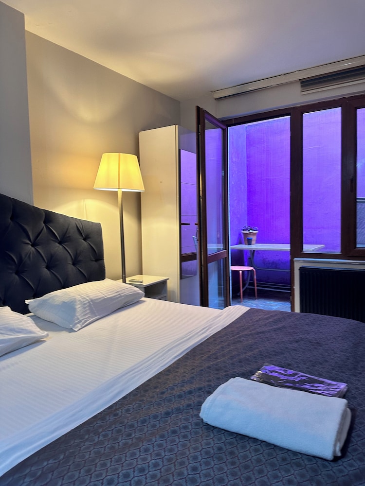 Centre Suites Taksim - Image 96