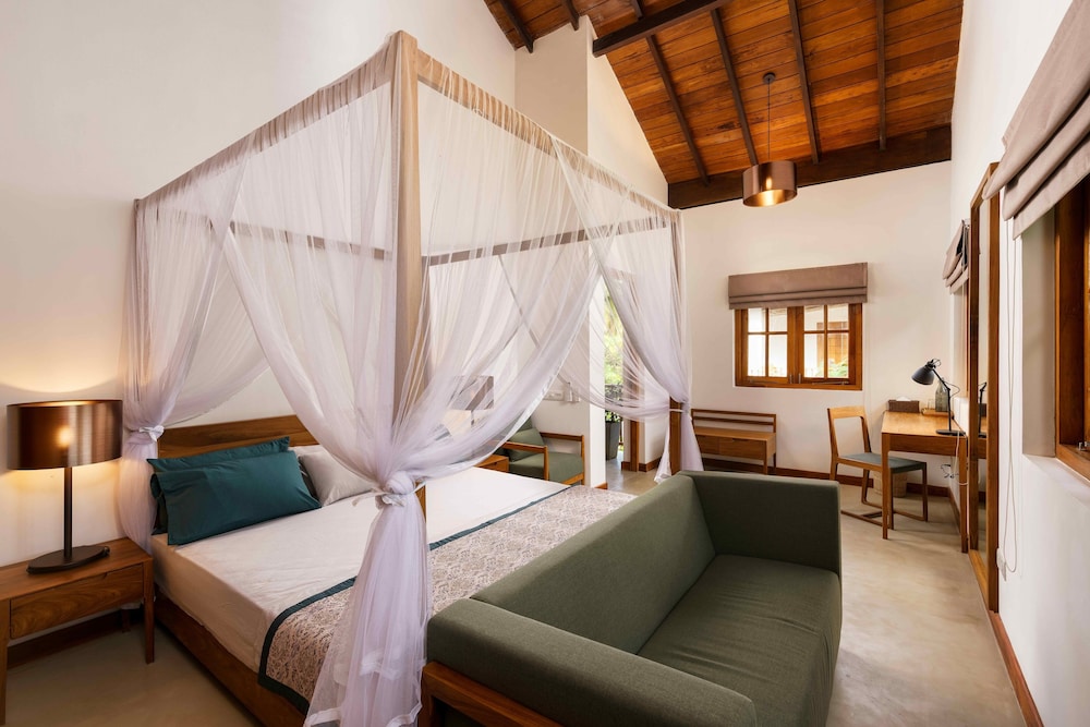 Kandakuliya Sunrise Beach Villas