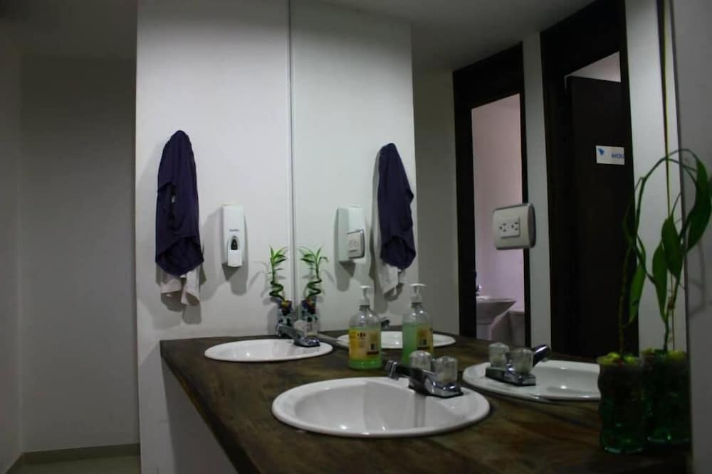 Black Sheep Hostel - Adults Only