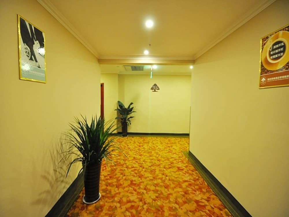 GreenTree Inn Linyi International Convention Center Express Hotel