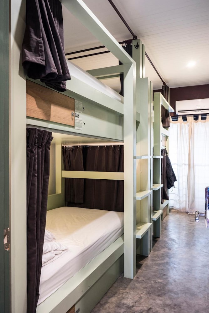 Yoo Yen Pen Sook Hostel