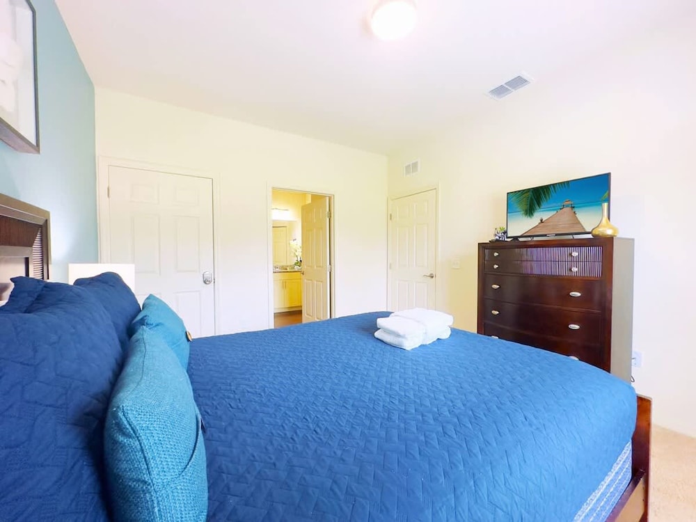 4Bd Minions Themed Home Near Disney Sleeps 10