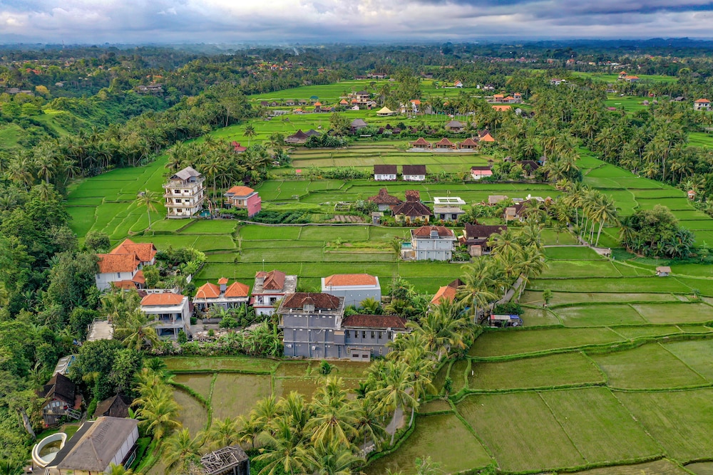 Lebah Villas