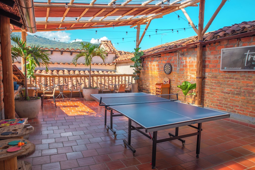 Traveler Hostel