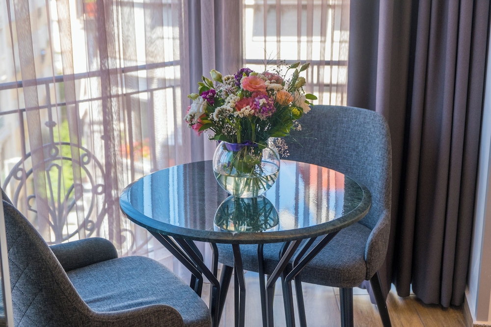 La Wisteria Butik Otel İstanbul - Image 32