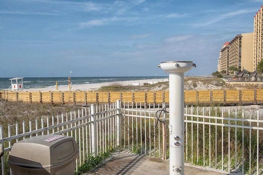 Seaside Beach & Racquet 1315