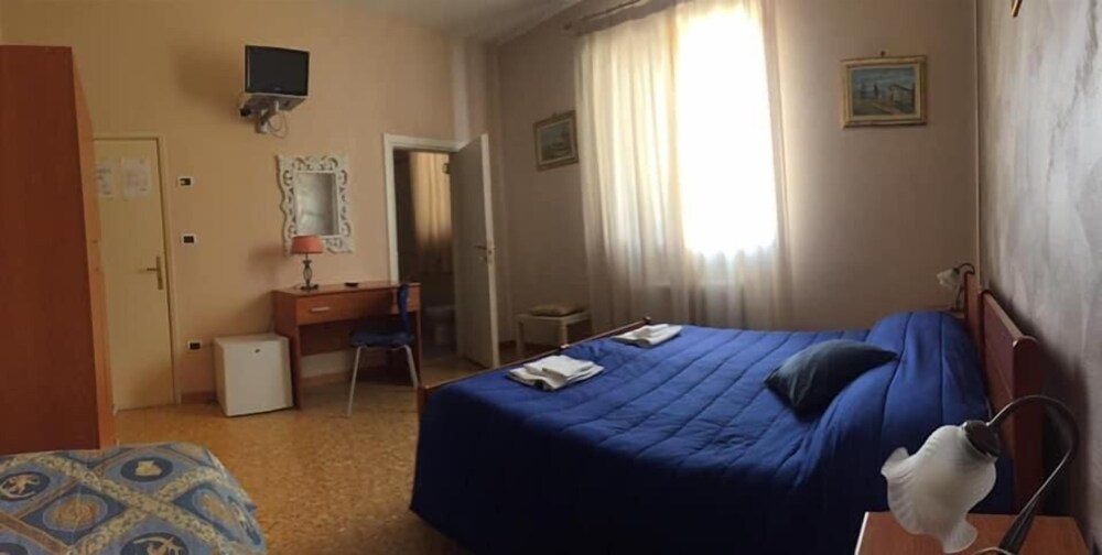 Photo 29