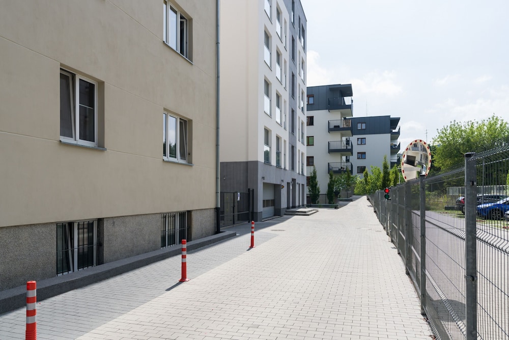 Apartment Niedziałkowskiego by Renters view 3