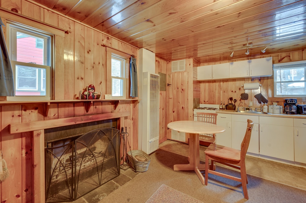 Laconia Vacation Rental Near Lake Winnipesaukee!