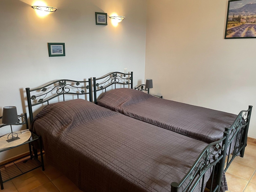 Beautiful Provencal Farmhouse With Private Pool view 5