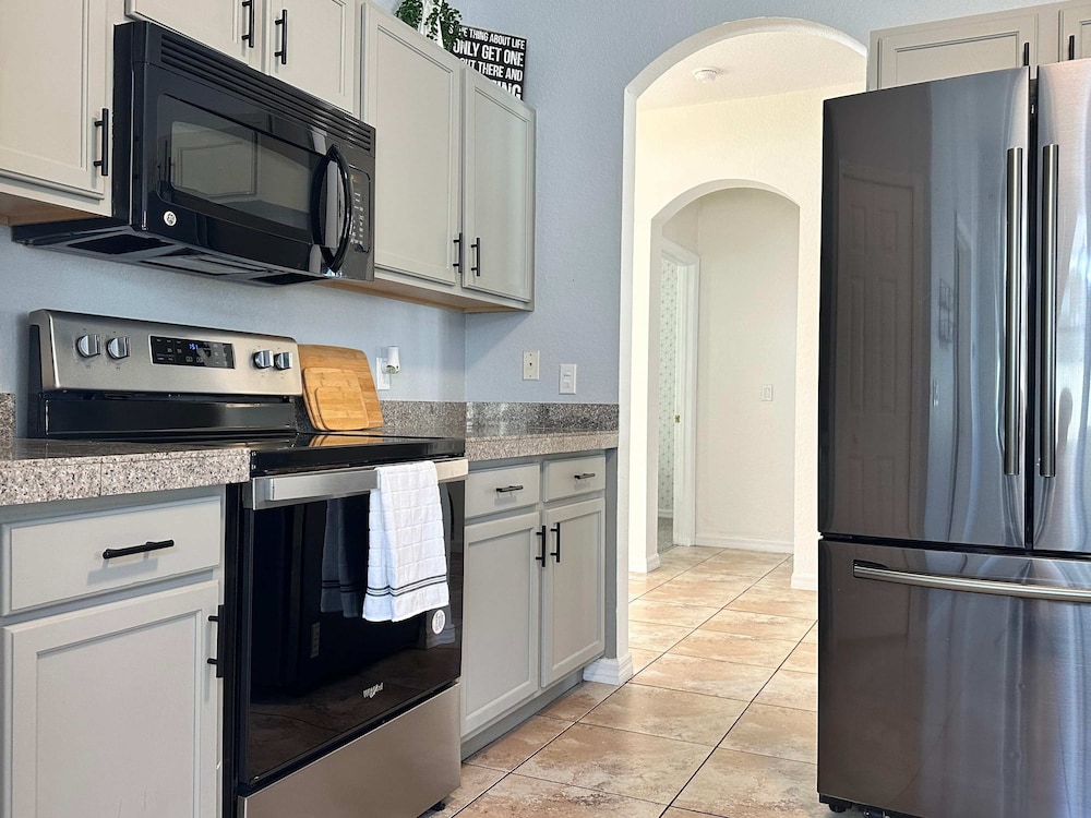 Family Villa 5 Bedroom Near Disney World