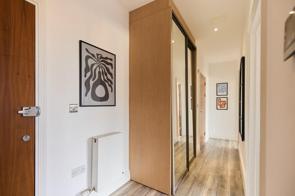 The Harlesden Hideaway - Lovely 2bdr Flat With Balcony