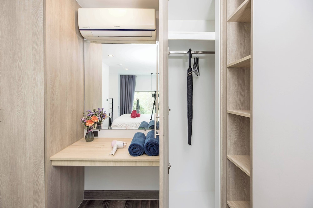 Nai Harn Duplex near the Beach UTL B125
