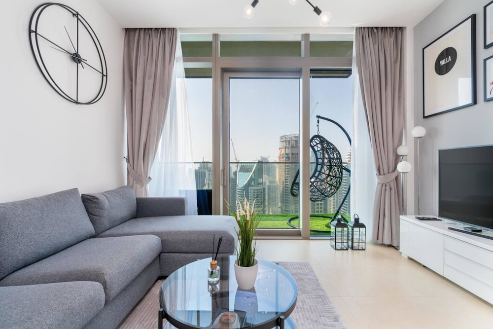 Stunning 1BD Apartment 15mins to Marina Promenade!