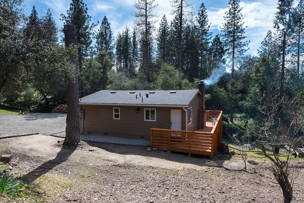 Yosemite Scenic Wonders - Bass Lake Area