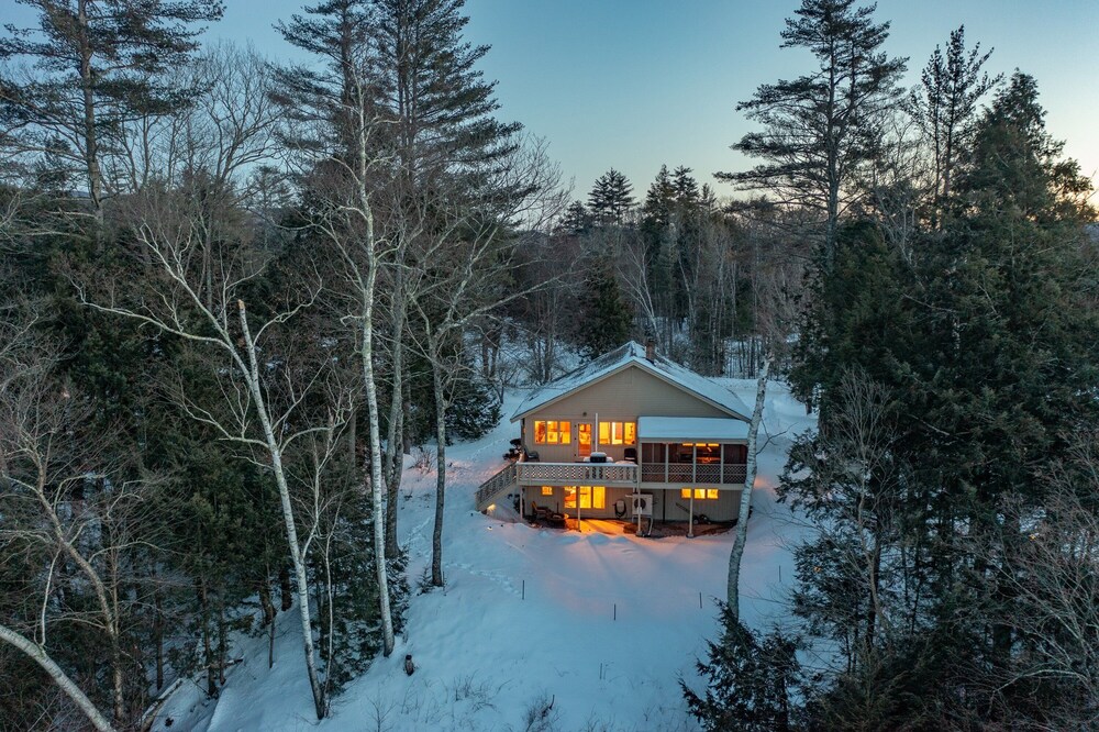 Scenic White Mountains Retreat 4 Bedroom Home