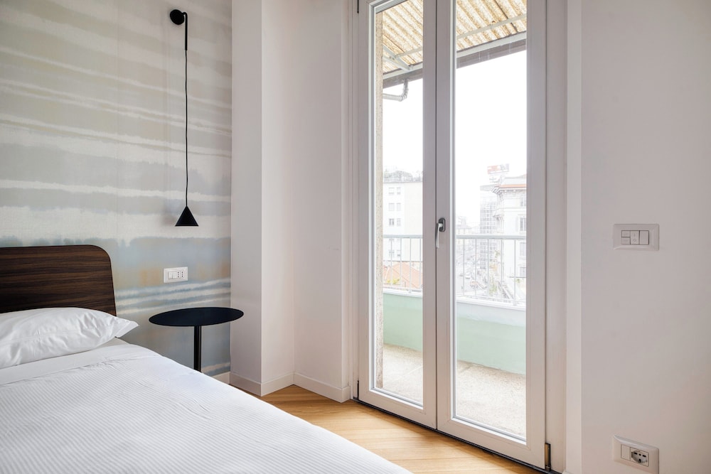Three Flats Combined - Near Loreto Metro