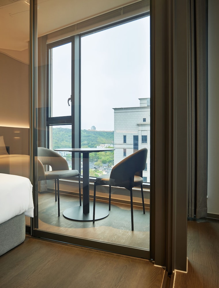 HOMES Stay MyeongDong 21