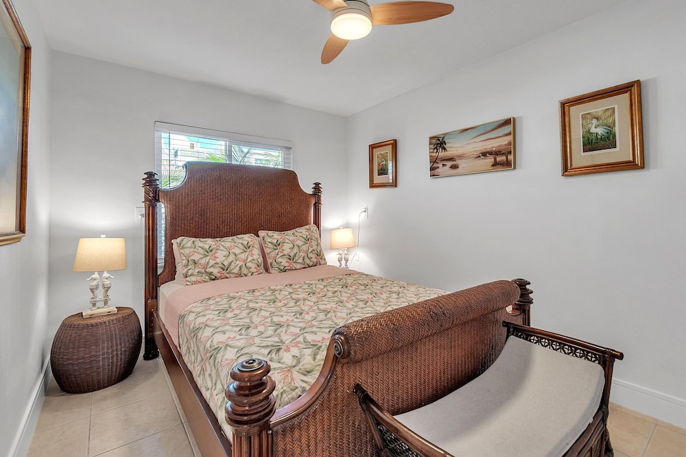 Indian Rocks Retreat
