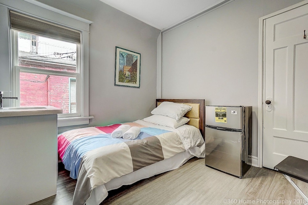 Downtown Travelers Home - Image 4