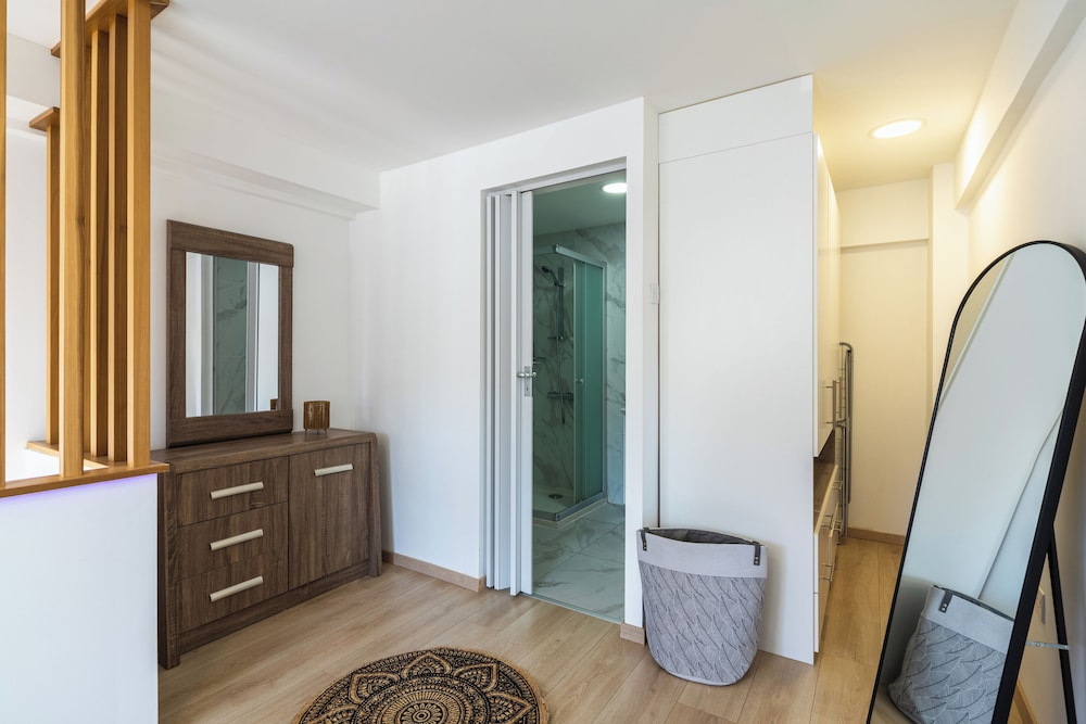 Tangerine 1-Bedroom Apartment in Larnaca