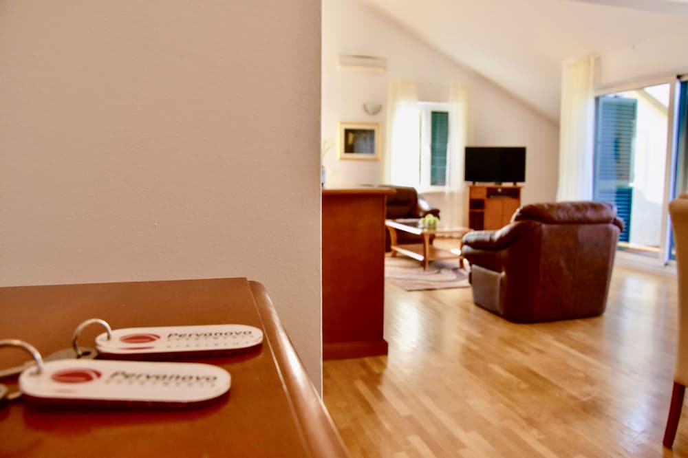 Pervanovo Apartments