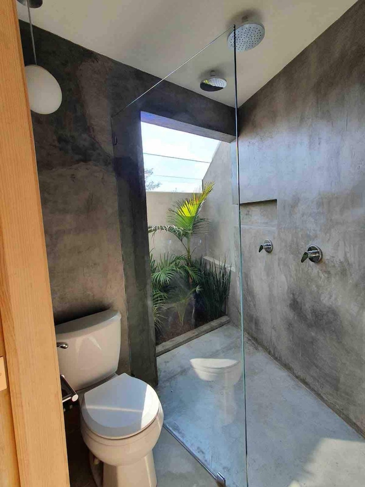 Rubina Jewel in Downtown Design Location Comfort