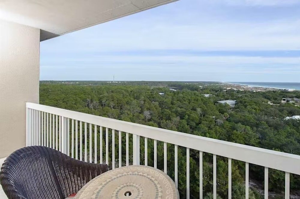 Tops'l 1008 Lockoff 3 Bedroom Condo by RedAwning view 3