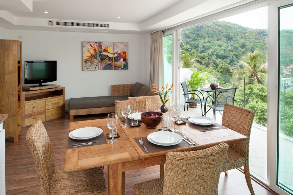 Kata Ocean View Residences