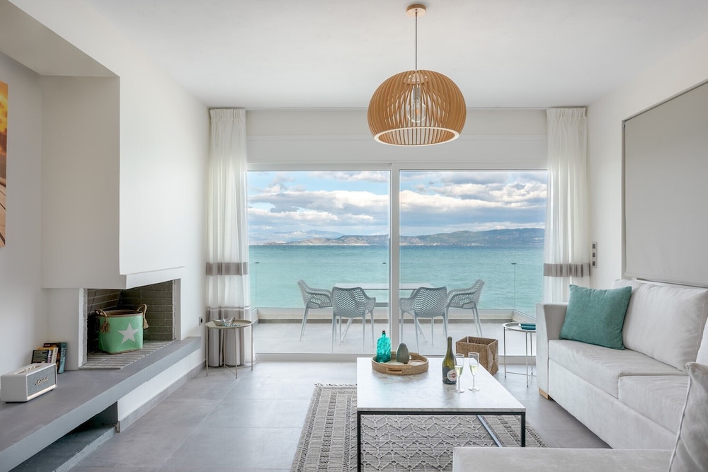 Costa Vasia Suites & Apartments photo 2