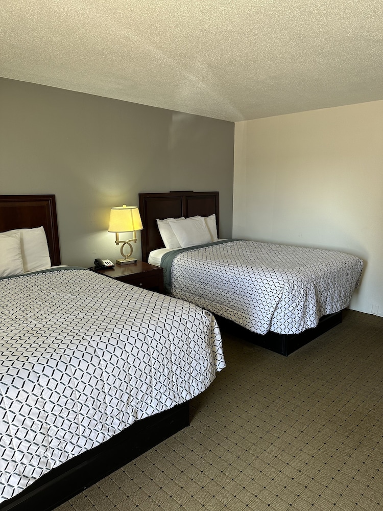 Budget Inn Motel Storm Lake - Property Image 7