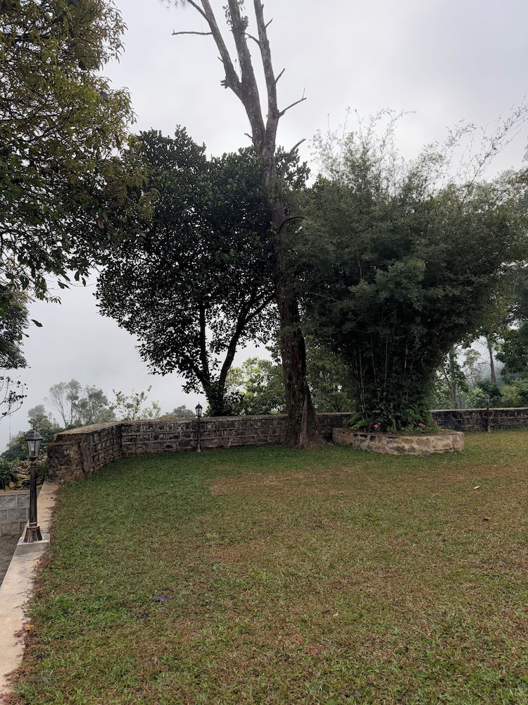 Watawala Tea Plantation Bungalow