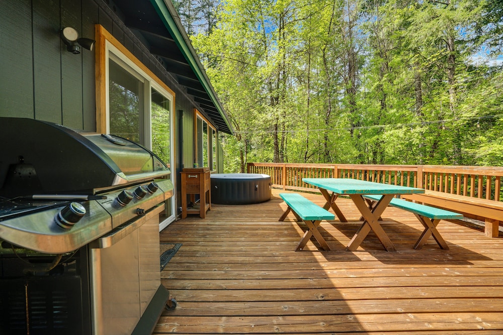 Packshack - Cozy Ski Cabin Mins From White Pass 2 Bedroom Home